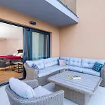 Villa Perfect Dream By Guide Sreser